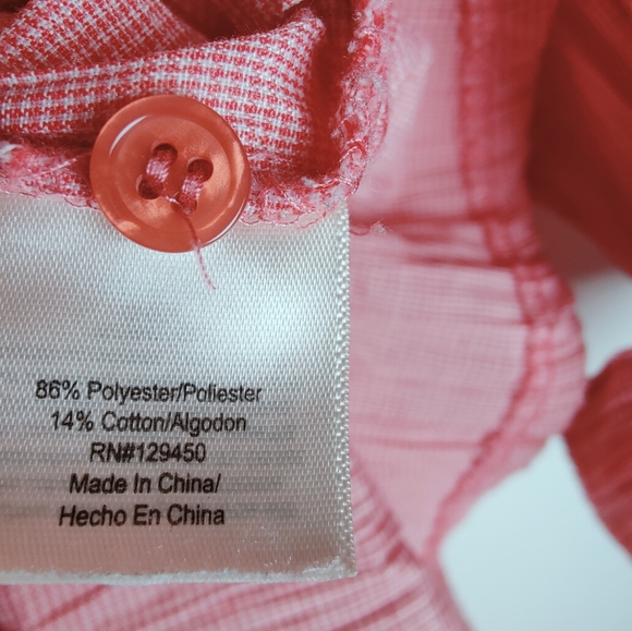 St. John's Bay Women's Crinkle Non Iron Roll Tab Sleeve Button Down Shirt, L - Picture 9 of 9